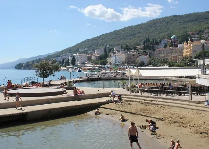 Pelda Apartment, Sea View, Parking, Pet Friendly Οπατία