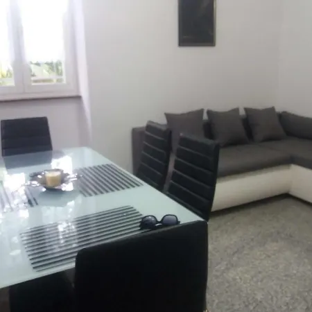 Pelda Apartment, Sea View, Parking, Pet Friendly Appartement *