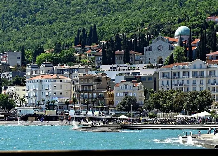 Pelda Apartment, Sea View, Parking, Pet Friendly Appartement