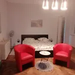 Pelda Apartment, Sea View, Parking, Pet Friendly 아파트